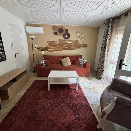 Melrose Loft With Master Apartment *