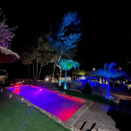 Melrose Loft With Master